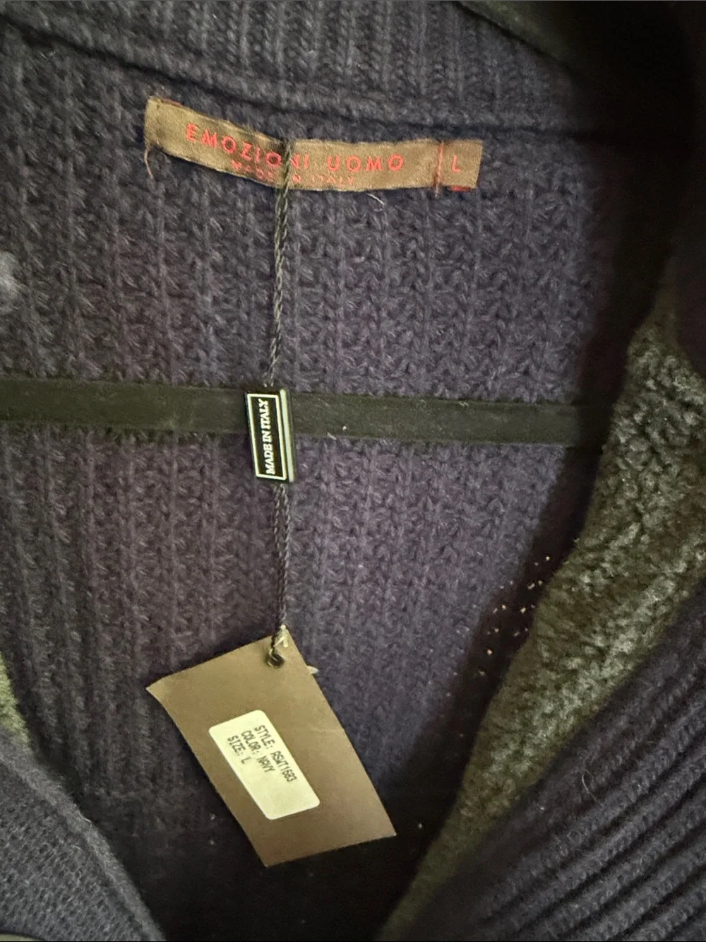 Italian Textured 80% Wool Knit Hooded Cardigan in Deep Navy